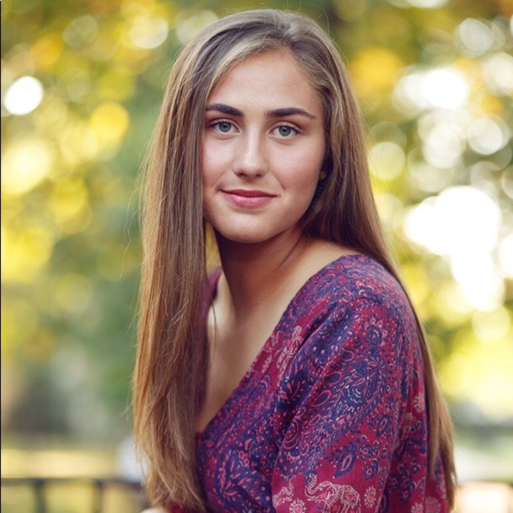Meet your Posher, Brittany